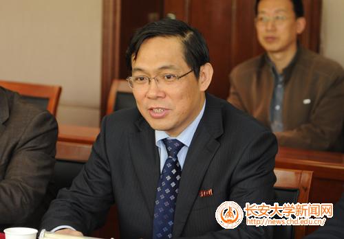 沙爱民校长讲话.jpg
